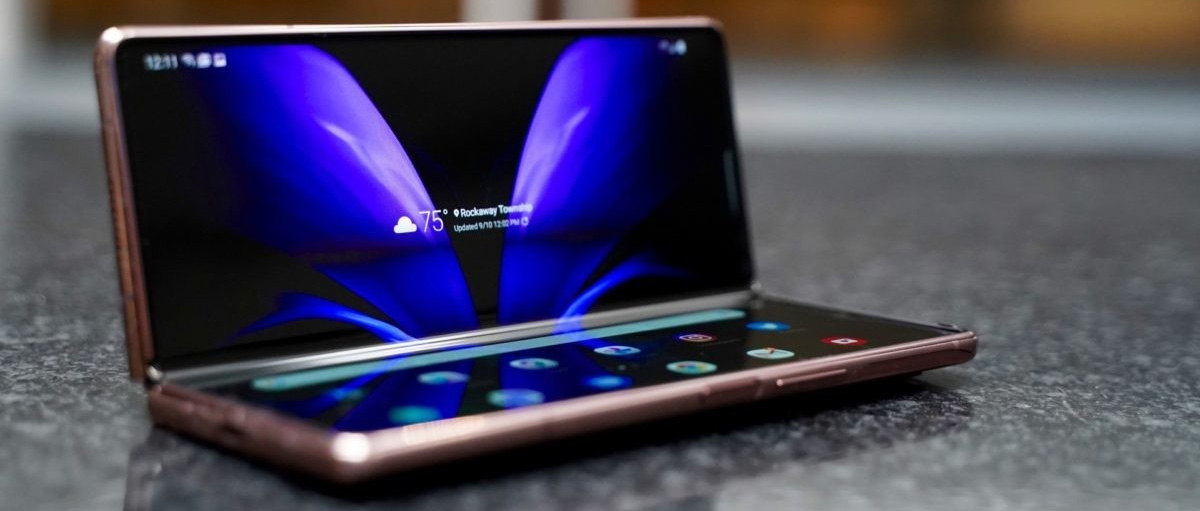 Samsung starts rolling out the March 2021 security patch to the Galaxy Z Fold 2