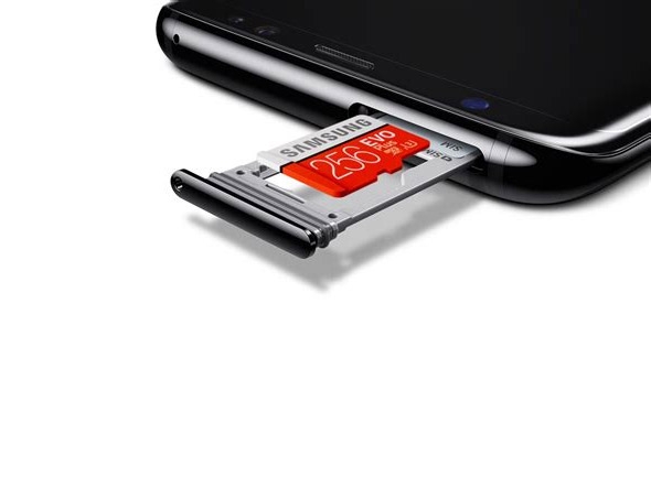 Samsung held a leading position in the smartphone memory market in 2019